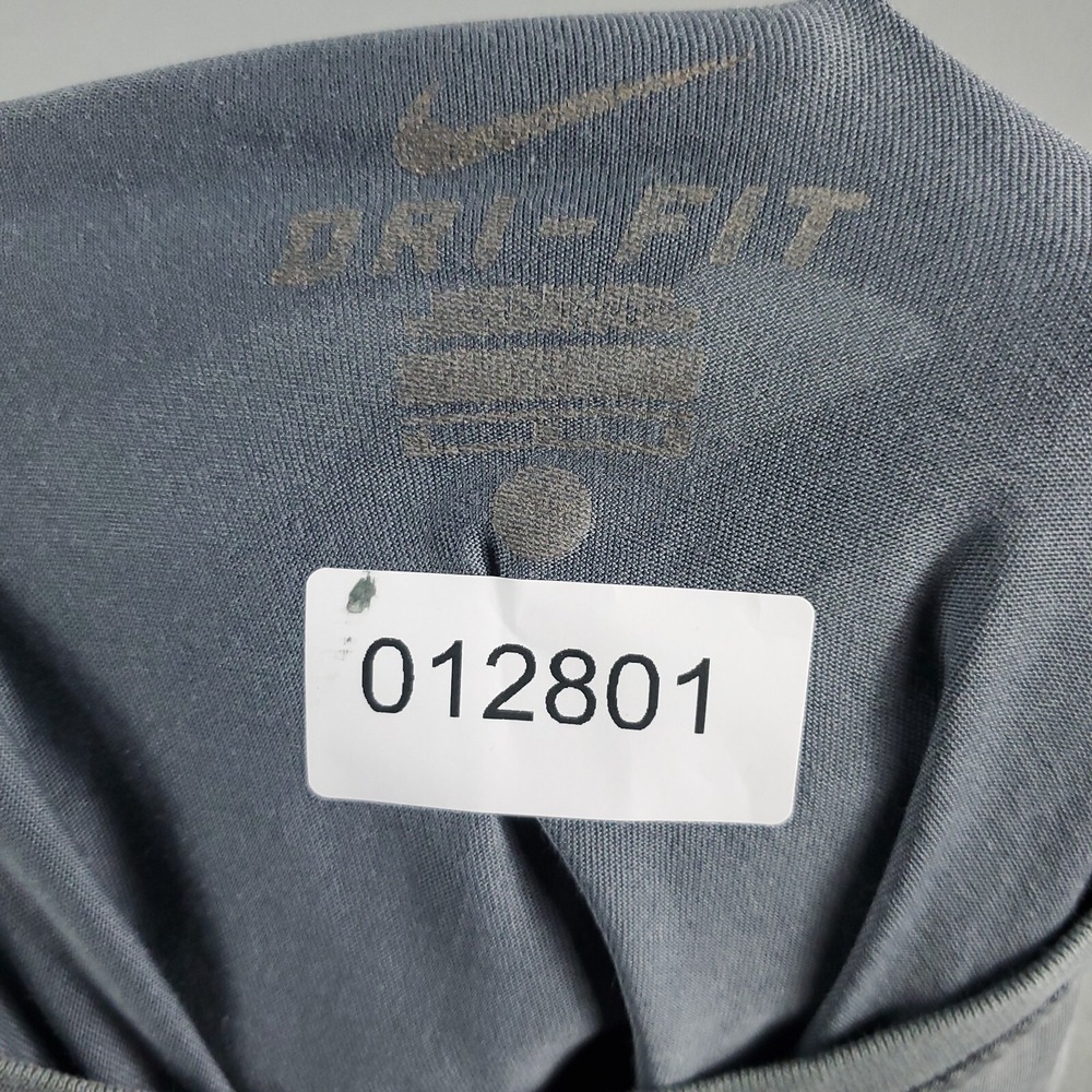 Nike Rise As One Gray Dri Fit Casual Short Sleeve T-Shirt Mens Size Medium - Picture 10 of 10